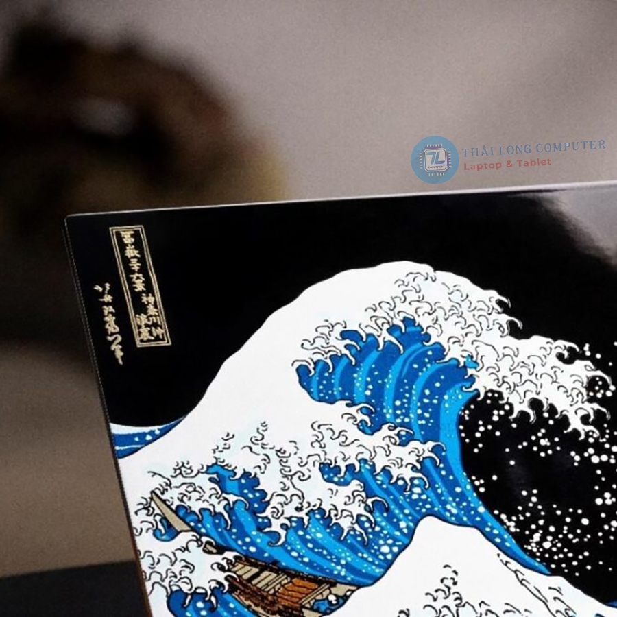 MSI Prestige 13 AI+ Ukiyo-e Edition