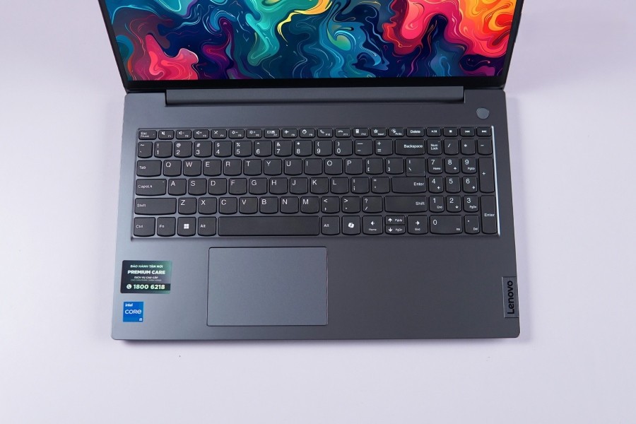 Máy xuất xưởng với 8GB DDR4 3200MHz