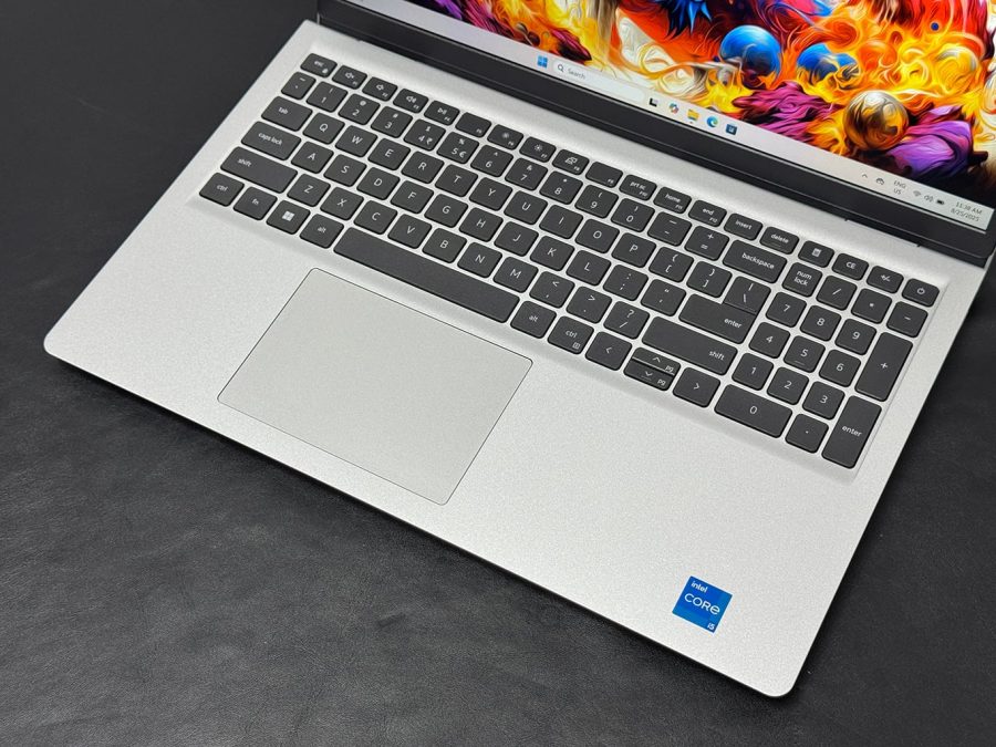 laptop i5 1334u có đủ dùng không