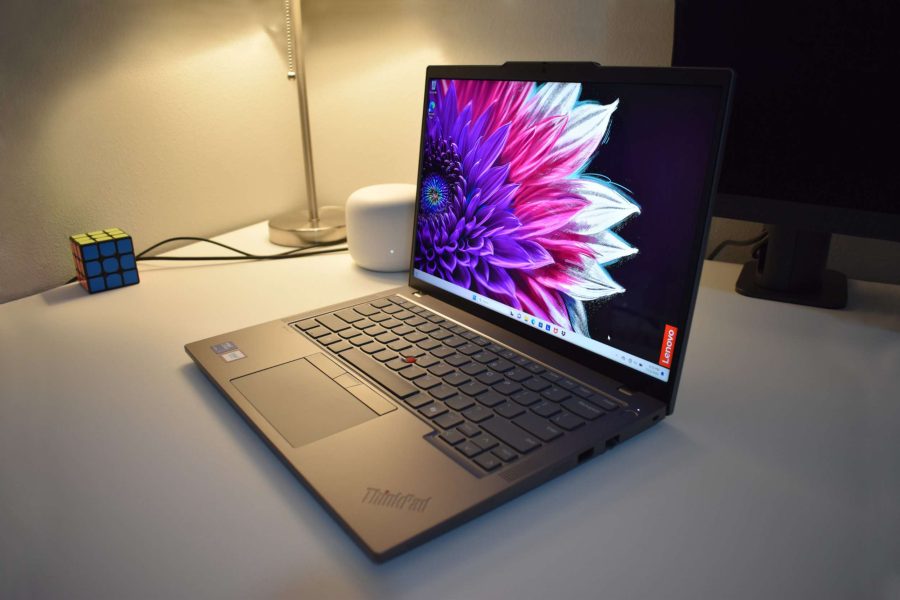 Laptop dưới 25 triệu đáng mua nhất