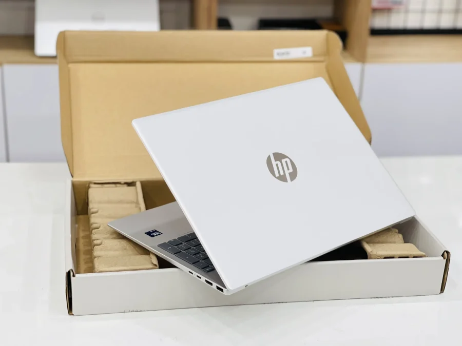 Laptop HP OmniBook 5 AI 16